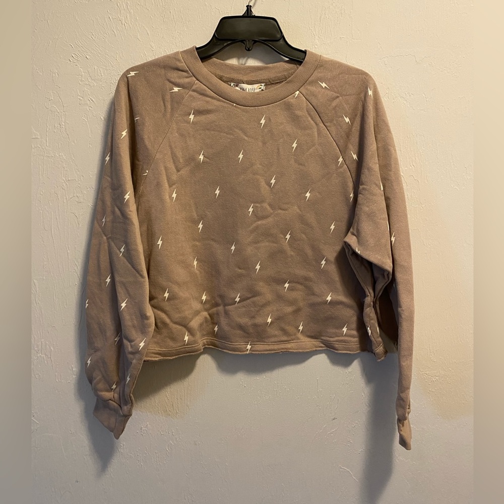 Pink Rose Gray Lightning Bolt Print Long Sleeve Cropped Sweatshirt Size Large